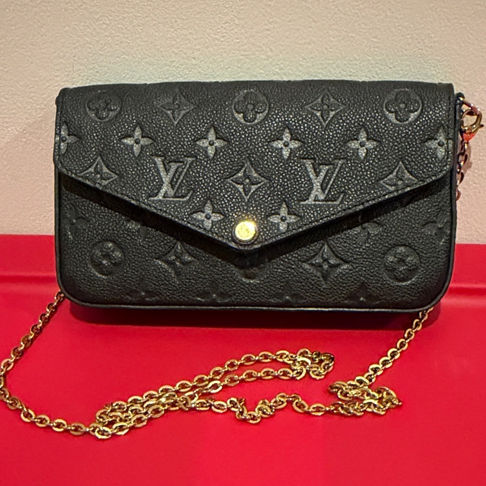Louis Vuitton Black Pochette Felicie